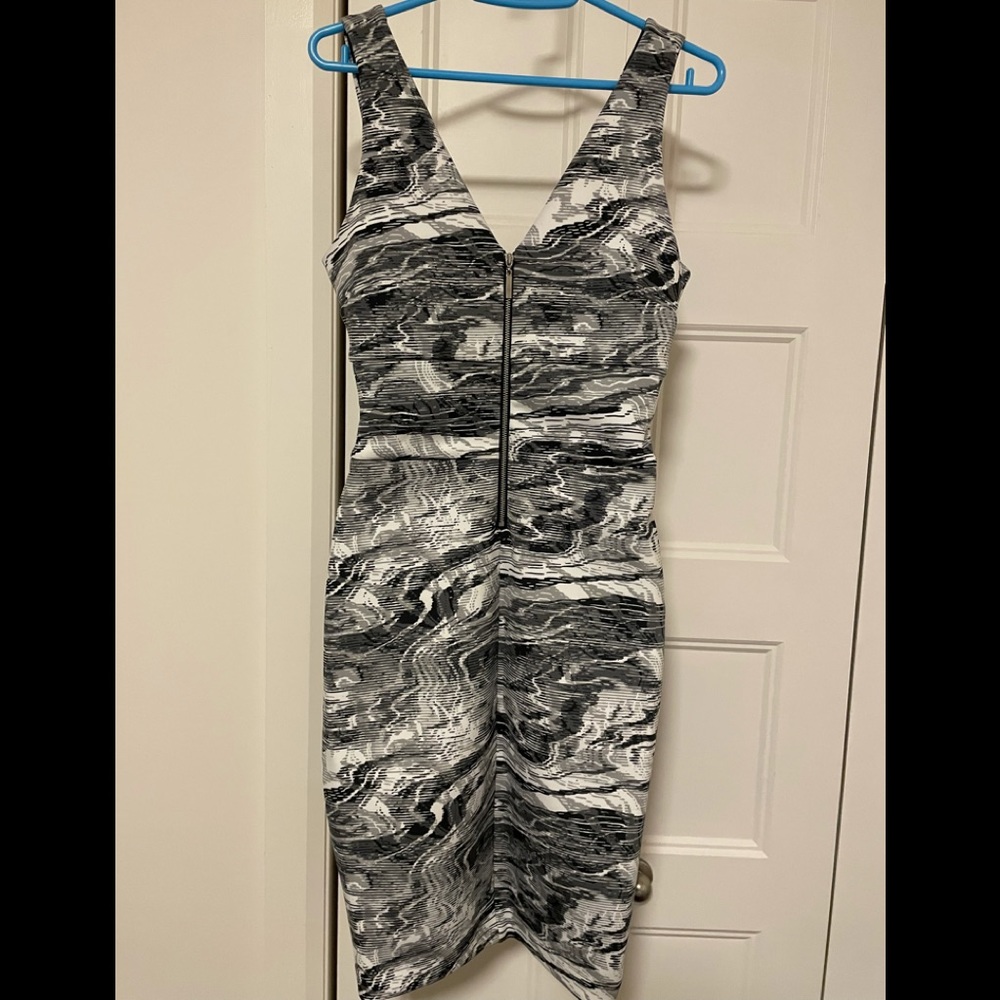 Guess dress NWT